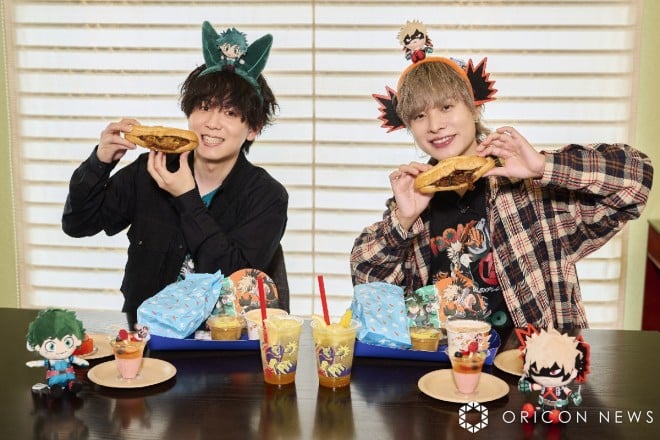 Daiki Yamashita & Nobuhiko Okamoto enjoying "My Hero Academia" x USJ (C) Kohei Horikoshi/Shueisha, My Hero Academia Production Committee