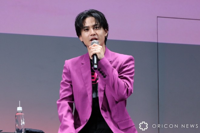 Shunsuke Takeuchi (C) Taito Kubo/Shueisha, TV Tokyo, dentsu, Pierrot