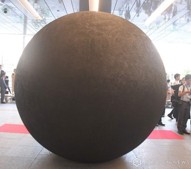 Back view of the public art piece by Hirohiko Araki
