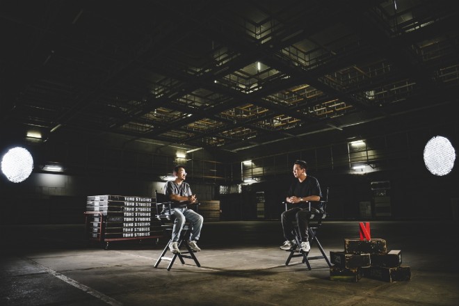 The production of the Netflix series "The Human Vapor" has been confirmed. An interview with executive producer Yeon Sang-ho and director Shinzo Katayama took place at Toho Studios' Stage 9, a revered site for tokusatsu films.