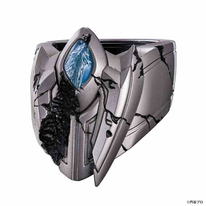 The "Ultra Replica Ultimate Bracelet -DAMAGE EDITION-" is a must-have for fans of the series and collectors alike.