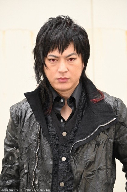 Takashi Tsukamoto as Rango Stomach via Kamen Rider Gavv