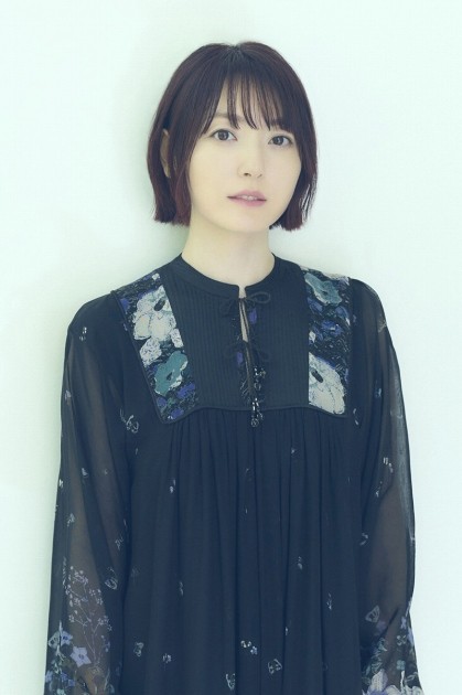 Kana Hanazawa (as Mayuri Shiina)