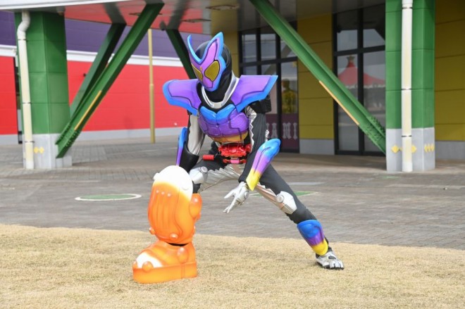 From Episode 1 of Kamen Rider Gavv (C) 2024 Ishimori Pro, TV Asahi, ADK EM, Toei
