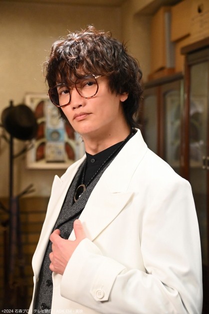 Shintaro Asanuma as Kenzo Suga in Kamen Rider Gavv