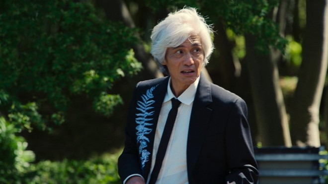 Scene still of Tojo Clan Chairman Sera from "Like a Dragon: Yakuza"