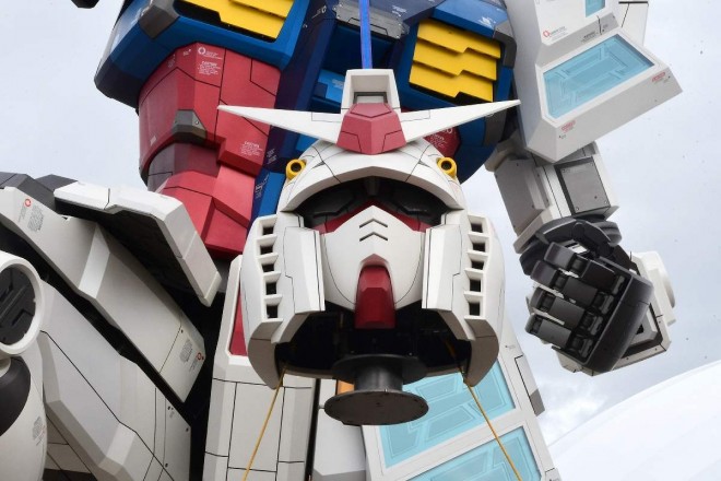 Life-size Gundam statue "RX-78F00/E Gundam" in Osaka (C) ORICON NewS inc.