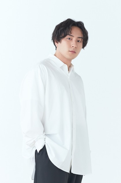 Ryota Suzuki as Junichi Wanima