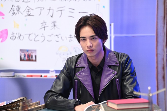 Kamen Rider Gotchard GRADUATIONS Visual