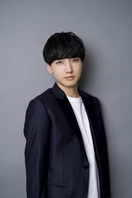Chiaki Kobayashi as Young Bazz-B