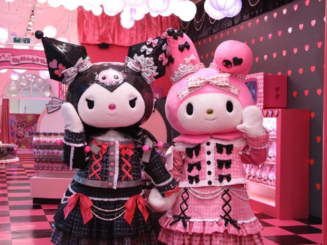My Melody and Kuromi in their new costumes