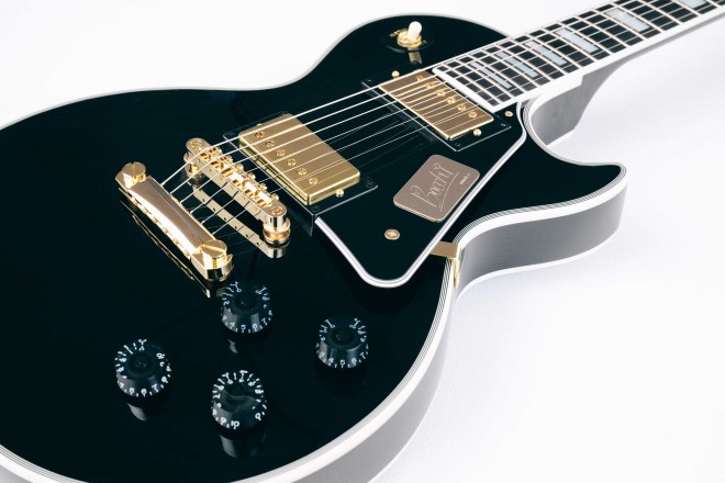 Epiphone Inspired by Gibson Custom Les Paul Custom “Bocchi Edition”