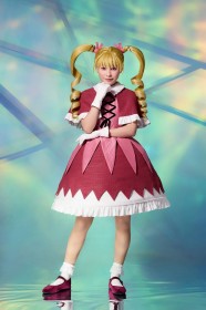 Ai Takahashi Stuns with Muscular Bisky Photos from HUNTER×HUNTER Stage Play—“Too Good at Social Media”